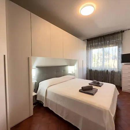 7 Min From The Sea, Close To The Historic Centre 아파트 *